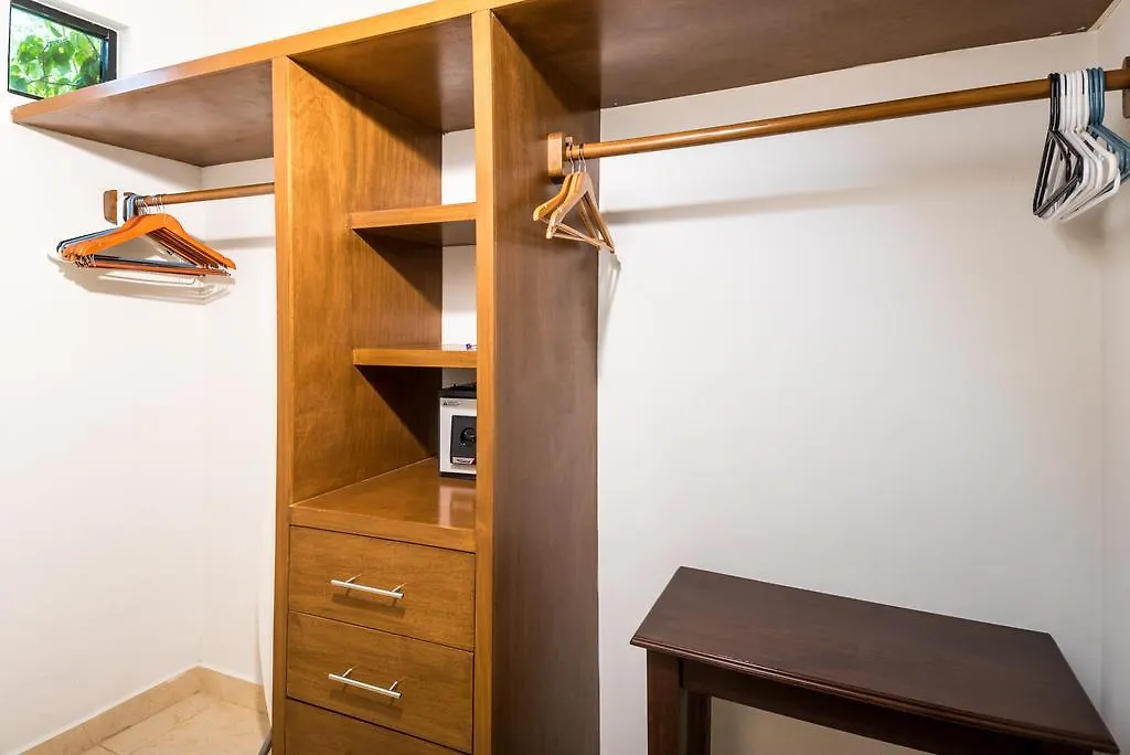 아파트 Guidos Boutique Hotel 코수멜